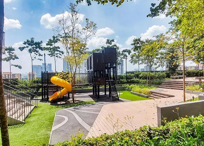 Lucentia Residence Bbcc Lalaport